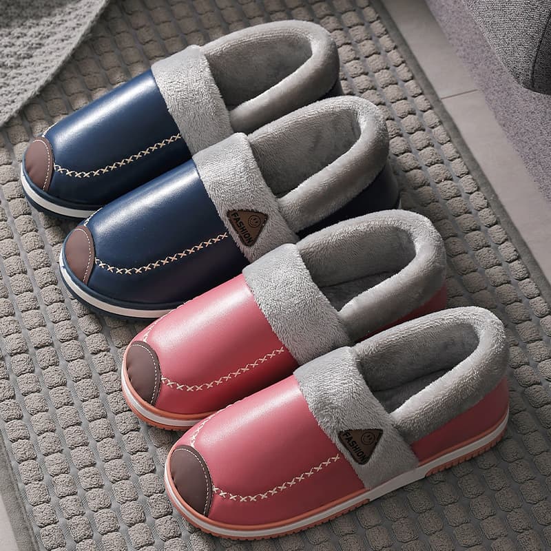 Wholesale of Cotton Slippers with Heel Cover, Home Slippers for Women in Winter, Waterproof Down Cloth, Thickened Anti-slip Warm Cotton Shoes for Men