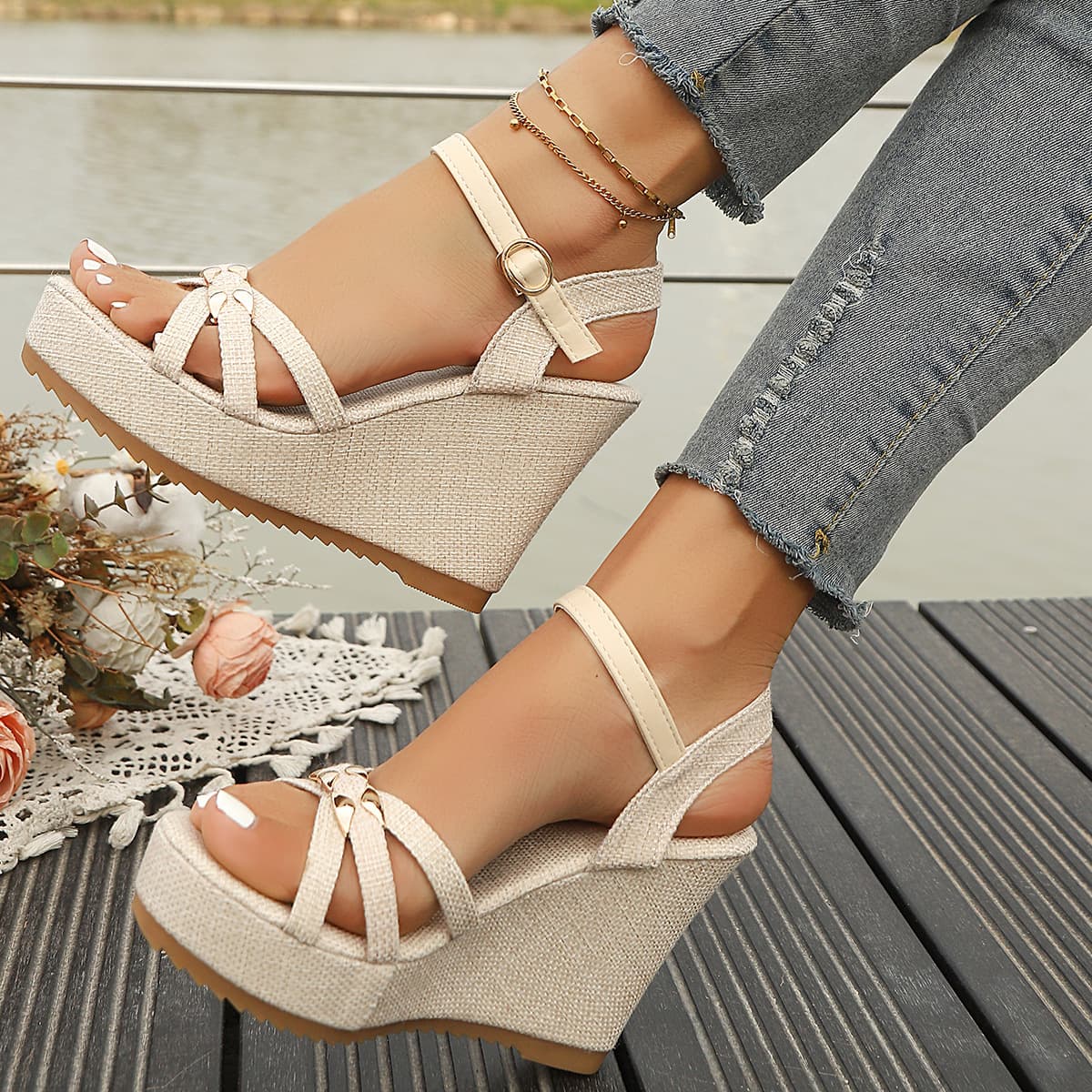 Fashionable Thick Bottom Straw Woven High Heels Sandals Large Size Women's Summer New Style Cross over Strap Rubber Sole Shoes
