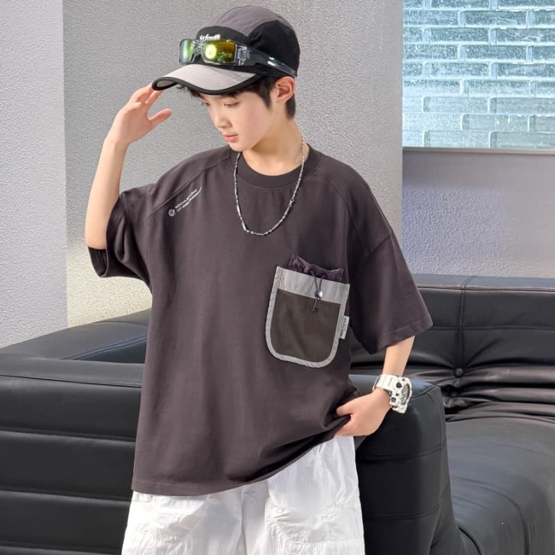 Boys handsome boys short-sleeved summer style 2026 new summer new style youth casual summer wear loose T-shirt trendy t