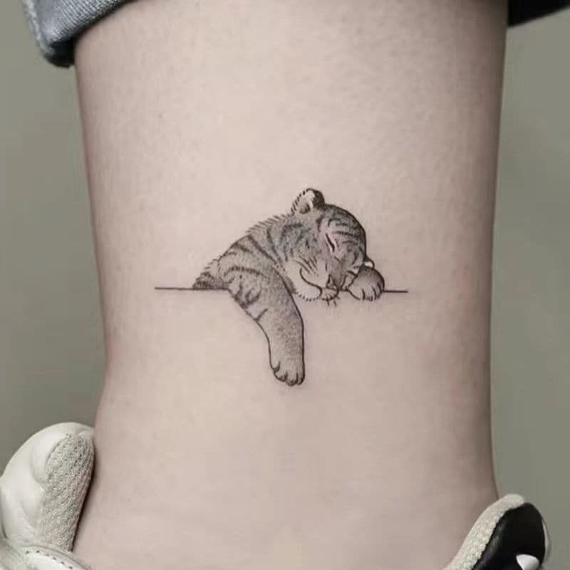 Black and White Little Tiger Tattoo Stickers Waterproof and Long-Lasting Small Fresh Couple Ins Style Cute Student Tattoo Stickers