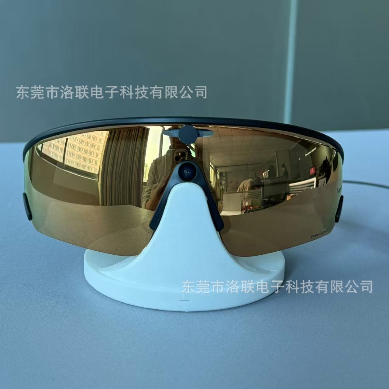 Cross-border New Oakley Meta Vanguard AI Smart Sports Glasses POGOPIN Charging Dock