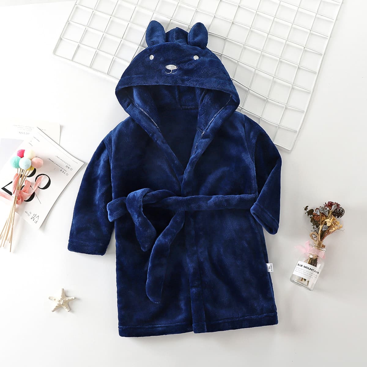 Children's Flannel Bathrobe for Shopee Amazon Cross-Border EU/US Market, Thick Coral Fleece Pajama Robe for Autumn and Winter