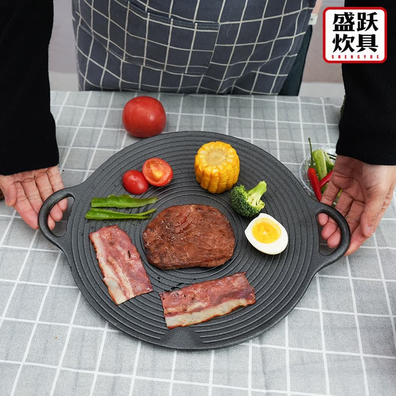 Cast Iron BBQ Grill Pan Factory Wholesale, Suitable for Camping and Picnic Portable Grill Pan with Integrated Handle