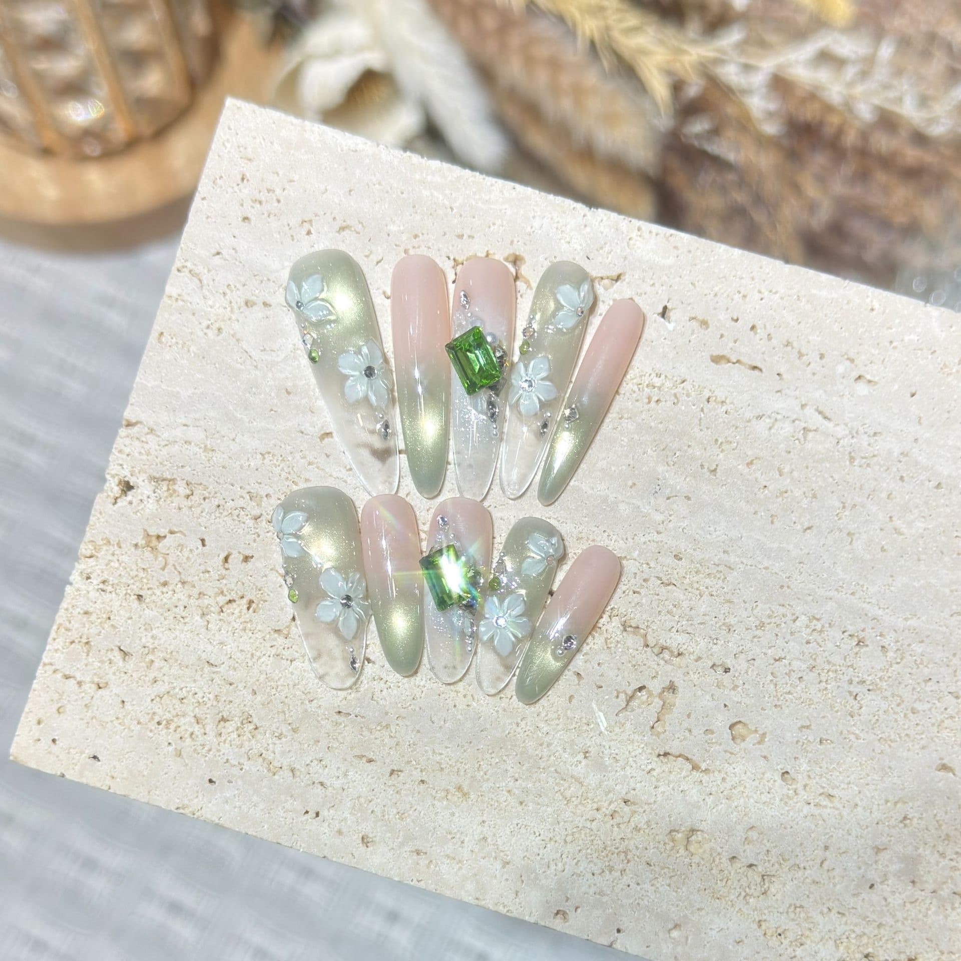 [Green Forest Island] Sheer Nude Cat Eye French Nail Art Summer Ice Flower Premium Press-On Nails, Removable