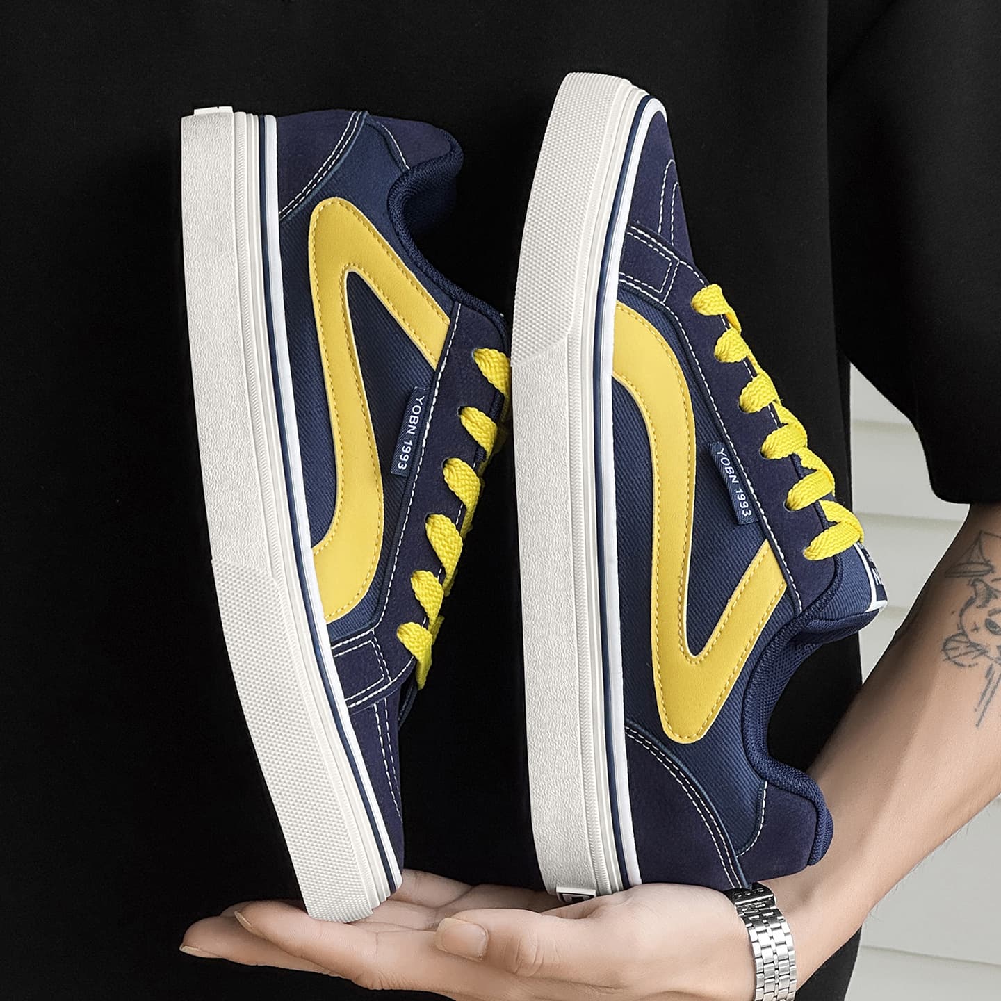 2026 New Men's Shoes Thick Sole Skateboarding Shoes Casual Versatile Bread Shoes Men Korean Trendy Sports Board Shoes Cross-border