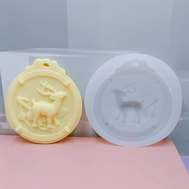 Christmas Reindeer Gypsum Aromatherapy Wax Plate Car Hanger Pendant Diffuser Stone Silicone Mold Fondant Baking Mold