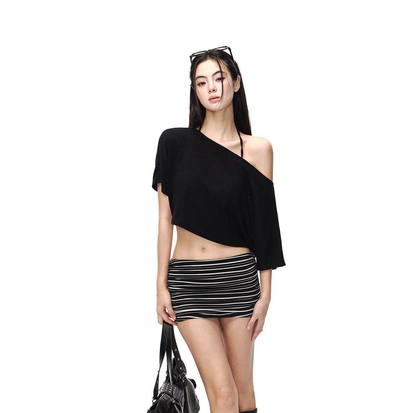 Black Short-Sleeve T-Shirt for Women Summer Loose Short Sun Protection Cover-Up T-Shirt Slanted Shoulder Top