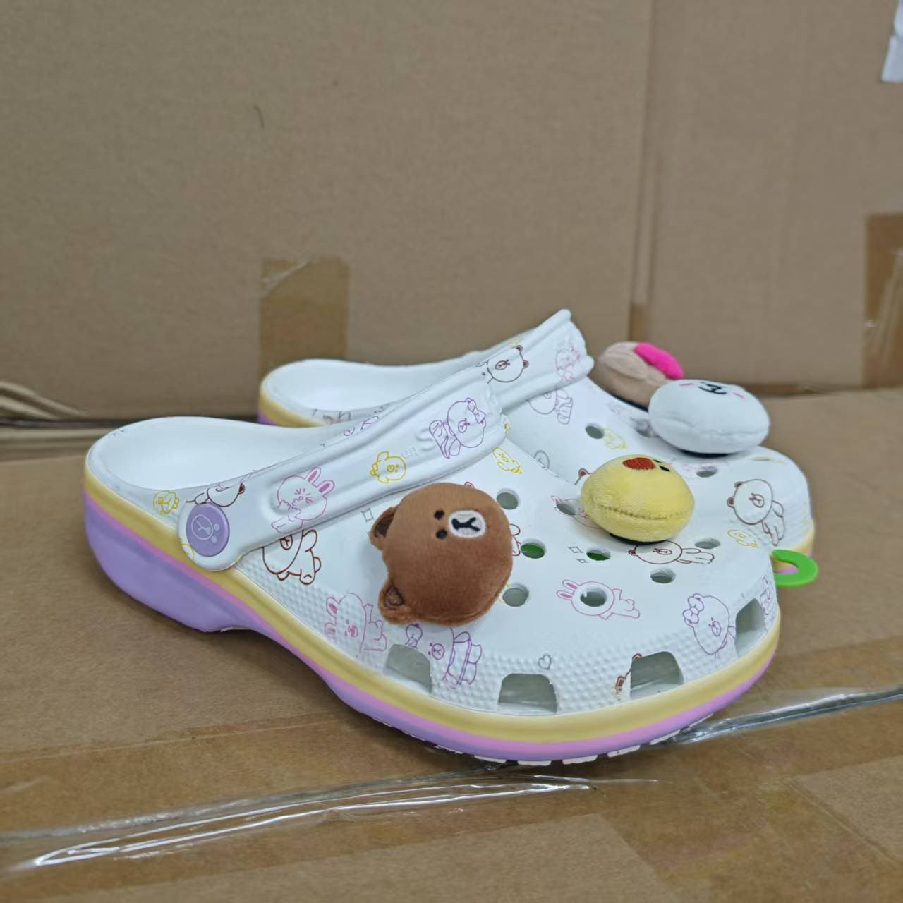 Cross New 2025 Brown Bear Croc Sandals for Men and Women My World Adult and Parent-Child Beach Slippers