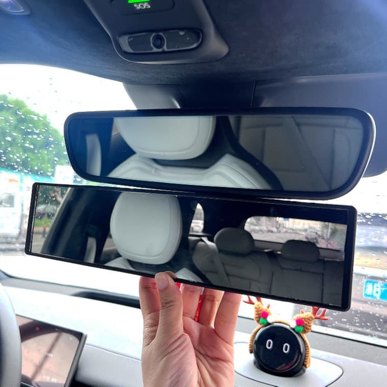 Car Interior Anti-glare Flat Blue Rearview Mirror, Wide Angle for Safer Driving