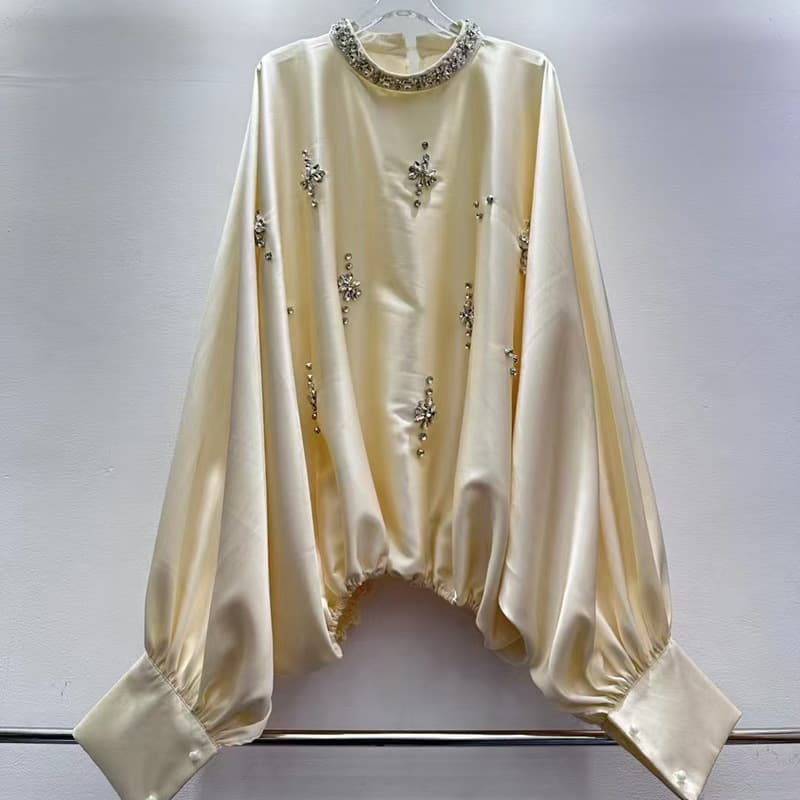Heavy Work French Court Style Inlaid Crystals Bat Sleeve Design Sense Niche Fashion Quality Shirt 2025 Autumn Winter New Product