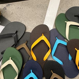 Simple Flip Flops Men Summer 2025 New Outdoor Non-Slip Clip Toe Beach Shoes Trendy Men's Cool Slippers