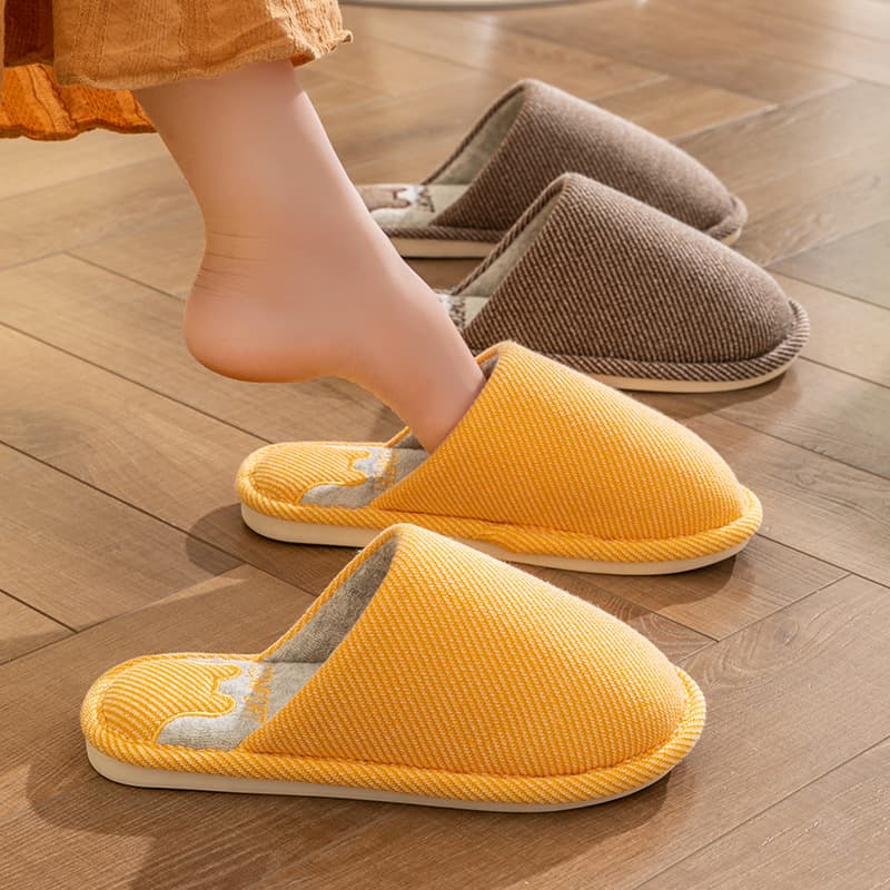Linen slippers for women in spring and autumn, all-season indoor household cotton-linen with soft cushioning thick sole, non-slip for summer, wholesale for men