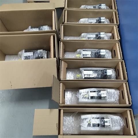 Original DSQUNT405CES brand new spot OLT1TECHNIN servo drive IDECORP