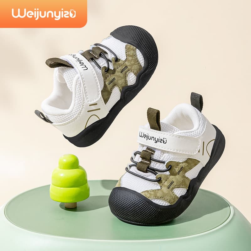 2026 New Toddler Walking Shoes for Baby Boys Spring Shoes Infant Soft Sole Sensory Shoes One-Year-Old Baby Girls Children Shoes