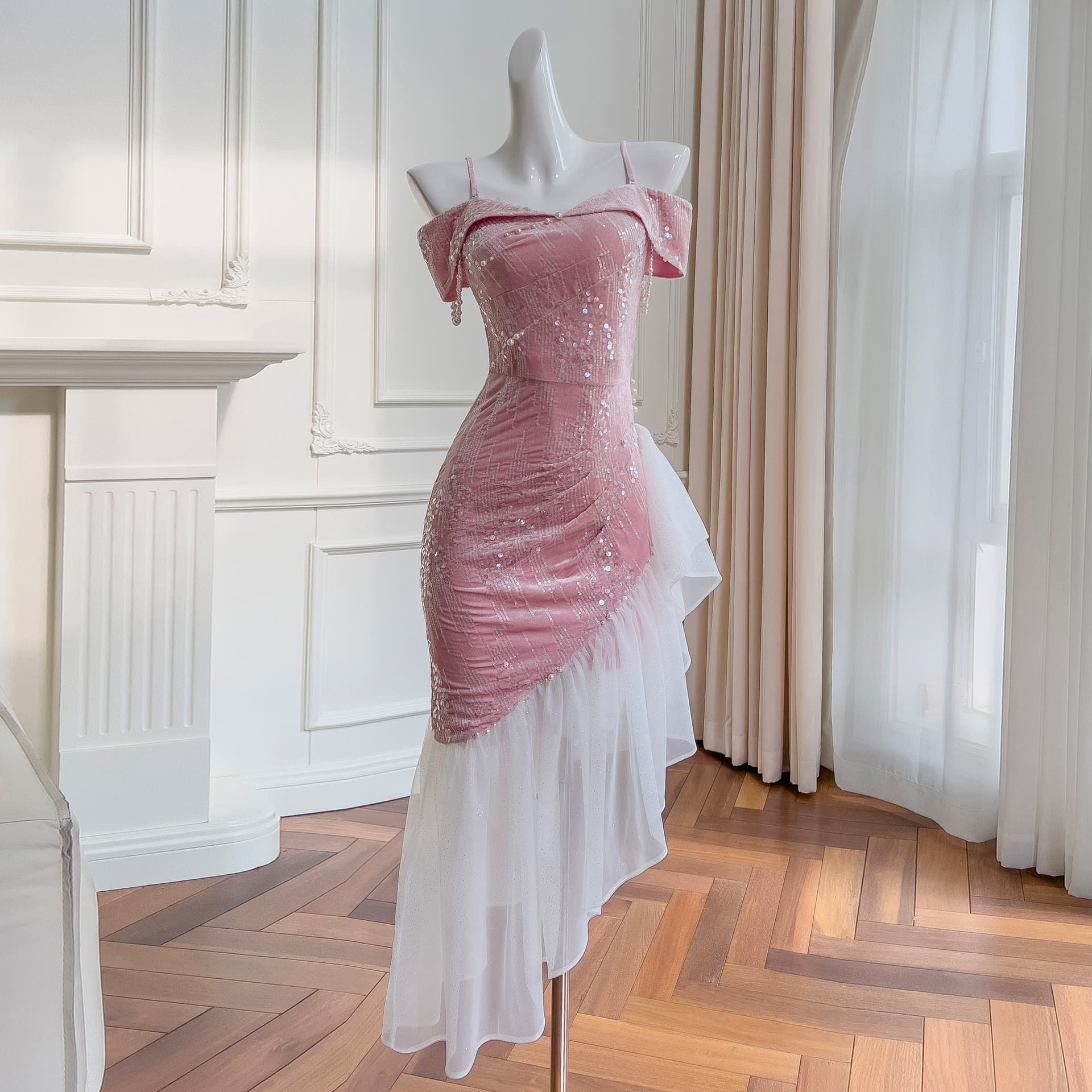 Yige Lila 2023 autumn and winter new pink suspender waist slimming elegant banquet dress 68256