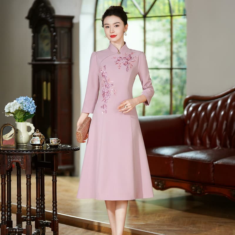 2025 Autumn New Style Dress, Embroidered Pink and Purple, Wedding Banquet Mother-in-Law Dress, Drop Shipping Available