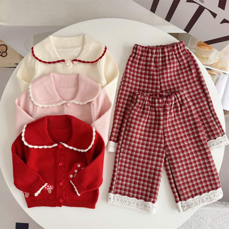Robin 26 autumn and winter knitted woolen clothes two-piece set doll collar mushroom red plaid pants baby girl sweater set