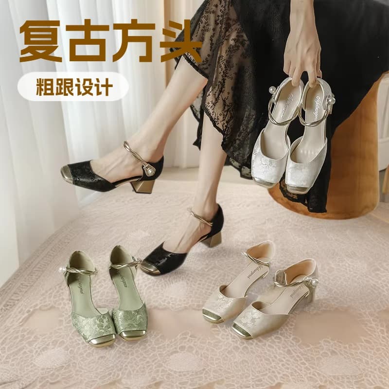 Square-toe Mary Jane shoes, stunning chunky heel high-heel closed-toe sandals for women, new Chinese-style hollow sandals summer