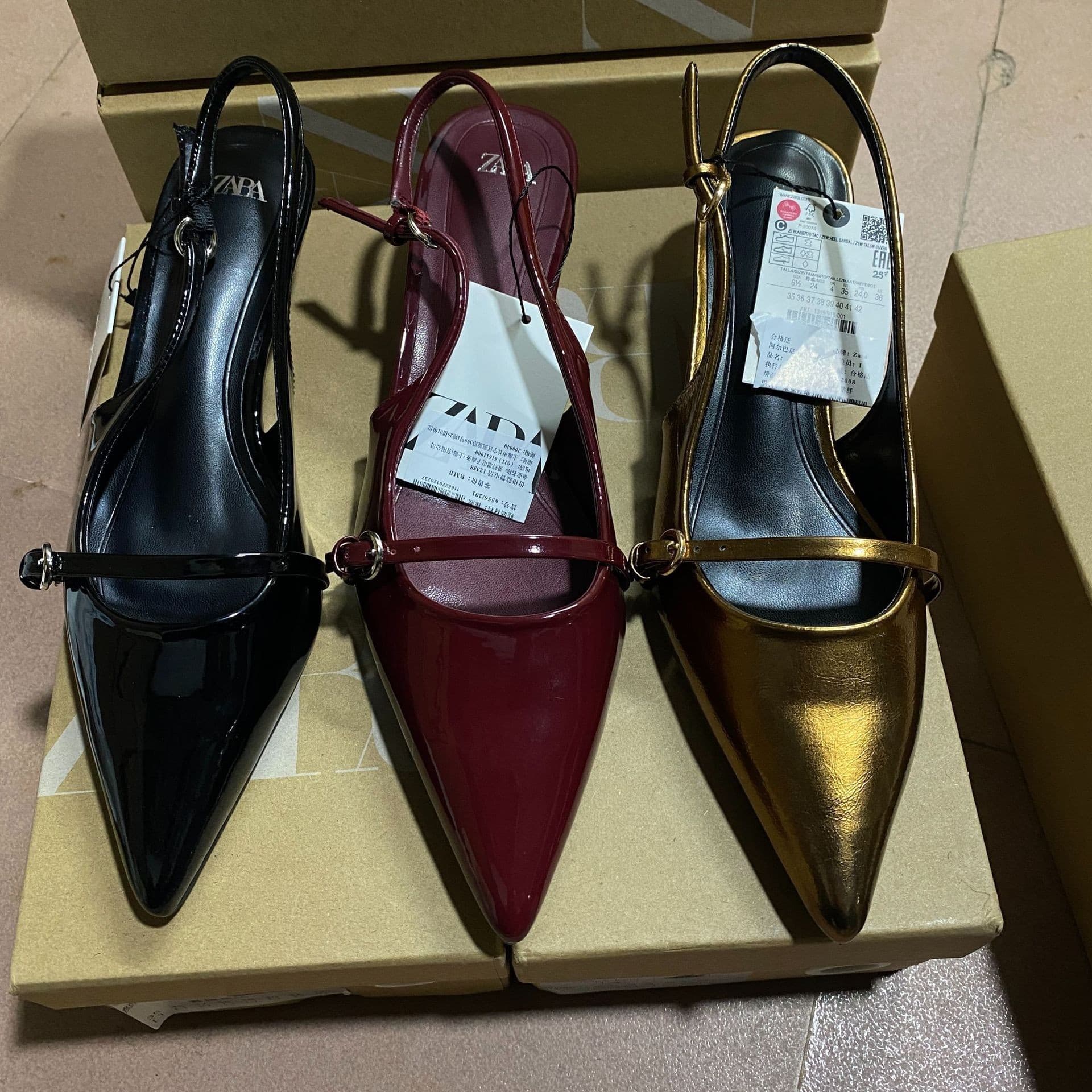 2025 Spring New Patent Leather Thin Heel Baotou Low Heel Sandals Straight-line Pointed Toe Empty Back Cat Root Muller 4086
