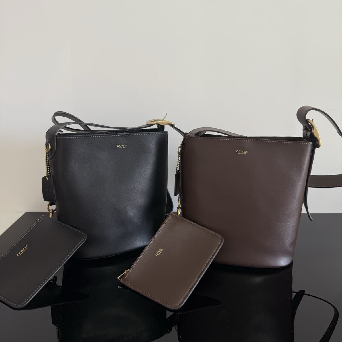 Coach Premium Bleecher Bucket Bag Women's 2025 New Fall/Winter Fashion Shoulder Crossbody Retro Style