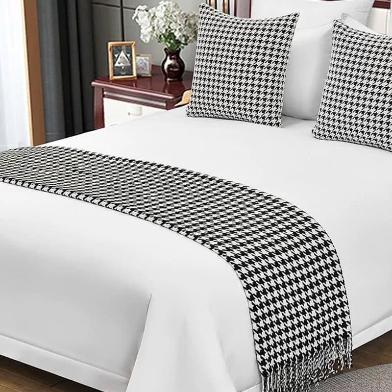 Houndstooth patterned bed runner/shroud, a popular choice for homestays and hotels, offering a luxurious and high-end feel.