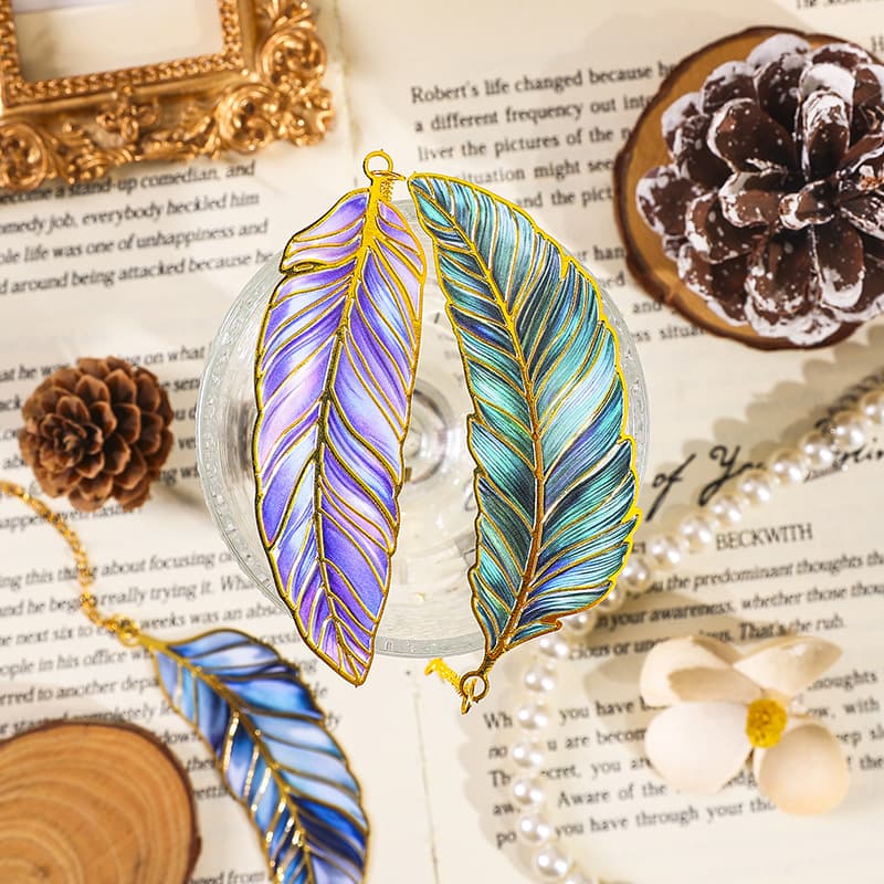 Vintage Artistic Feather Metal Bookmark, High-Quality Beautiful Student Reading Page Clip, Creative Gift for Teachers