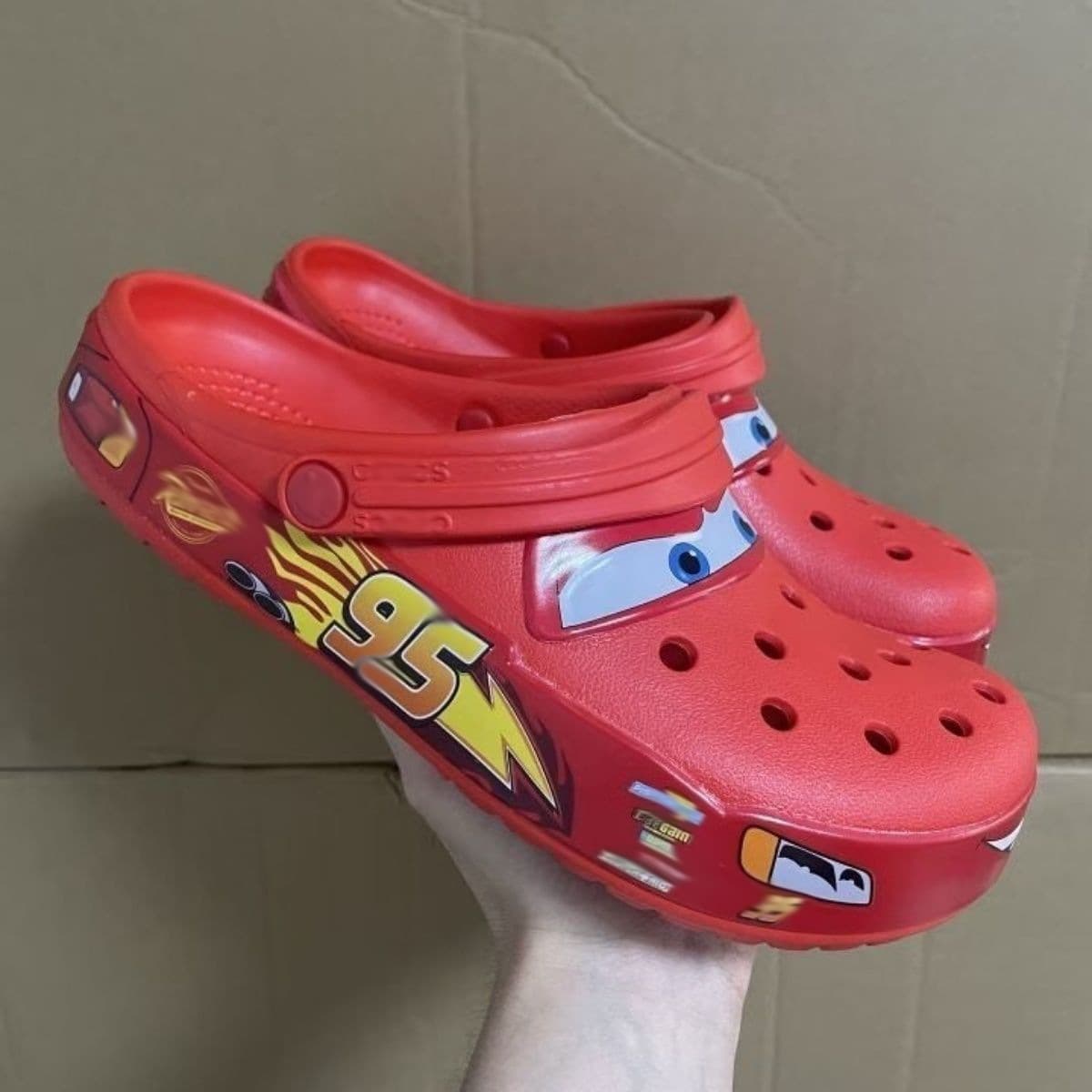 Cross Crocs McQueen 95 Car Clog Couple Breathable Casual Beach Sandals Factory Wholesale