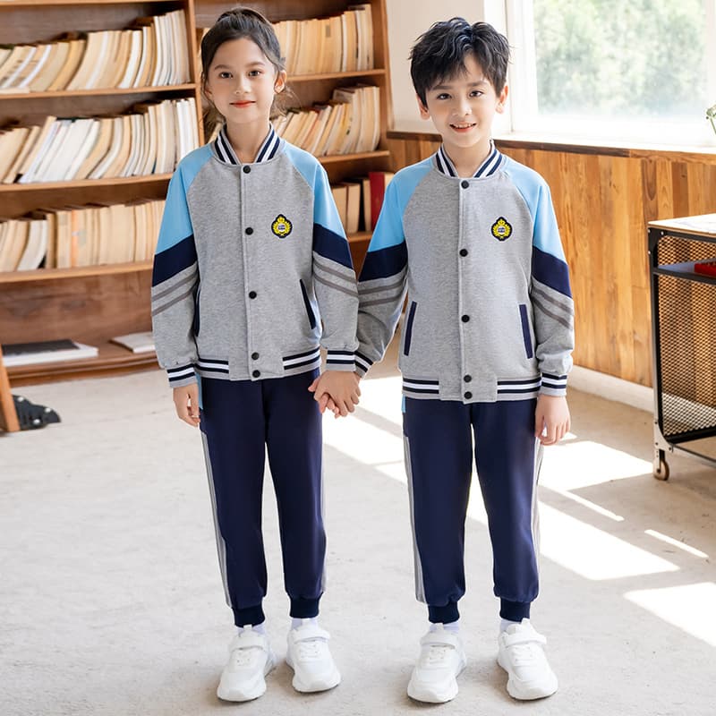 Children's sportswear two-piece set, autumn and winter outdoor breathable jacket for older children, primary school class uniform, school uniform clearance sale.