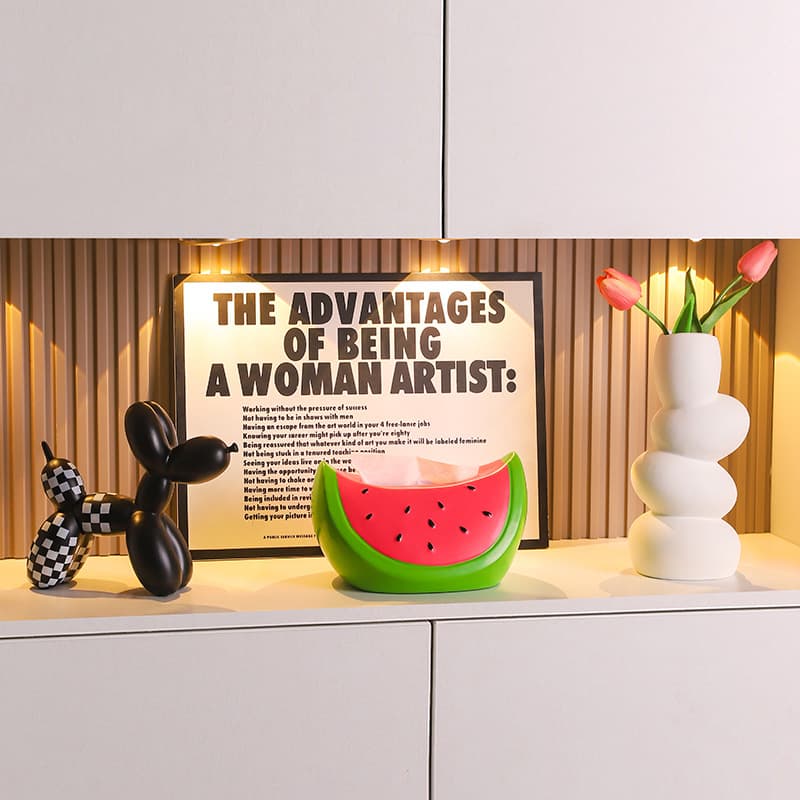 Nordic modern creative checkerboard dog light luxury resin high-end desktop living room TV cabinet decoration ornaments