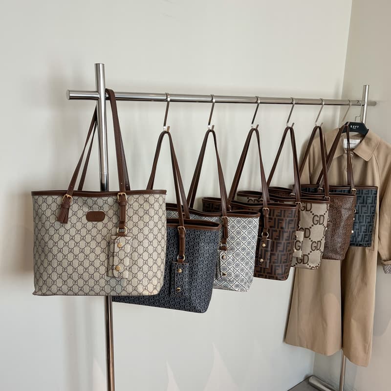 2026 cross-border new bag commuting to class casual personality shoulder tote bag commuting large capacity shoulder bag