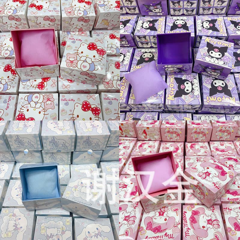 Sanrio watch boxes with foam inserts, cute cartoon design, thickened packaging, exquisite watch display boxes available from the manufacturer.