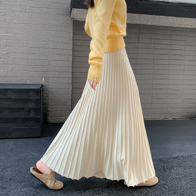 Actual Photo Knitted Skirt for Women, Hip-Covering Long Skirt, Autumn/Winter High-Waist A-Line Flared Skirt, Thickened Slimming Plus Size Pleated Skirt