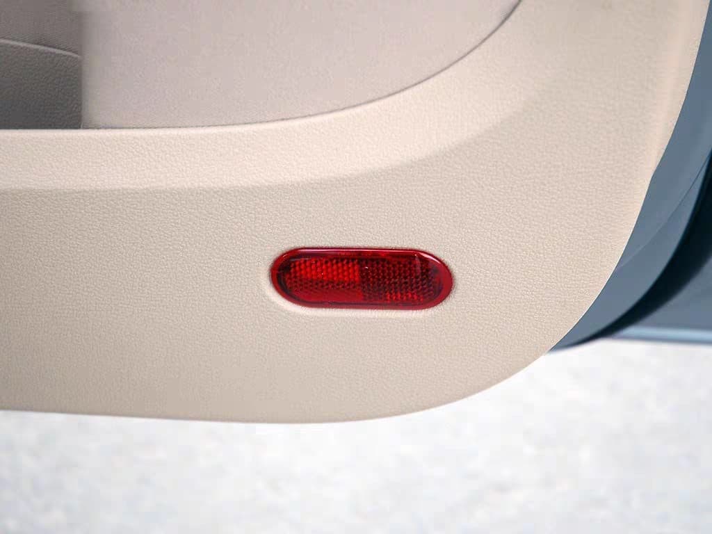 1J0947419 New Old POLO Touran Octavia Beetle Lavida Door Panel Reflector Red Lens