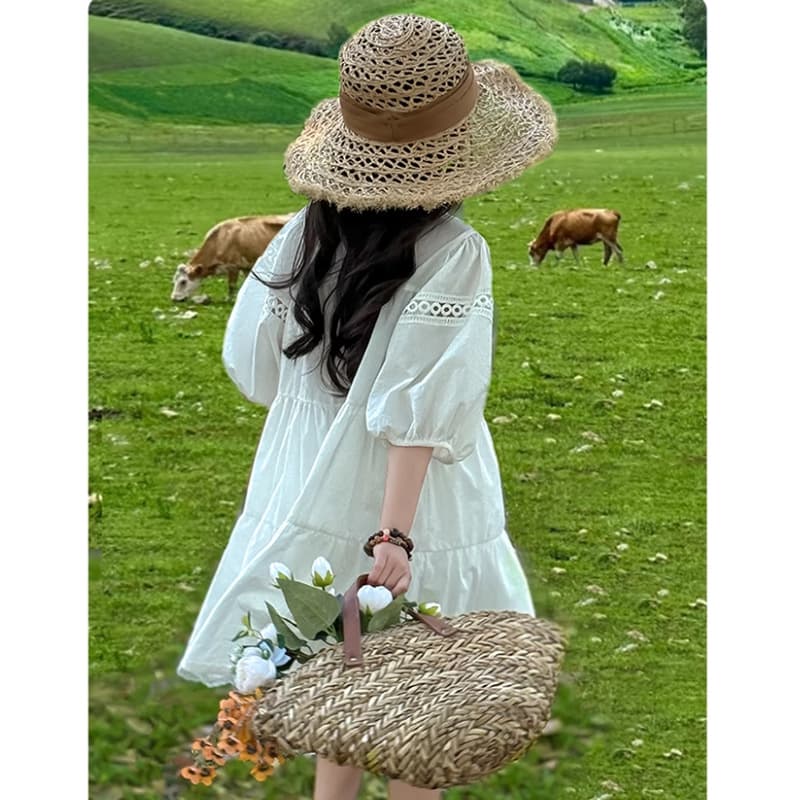 Princess Girls Dress Summer 2025 New Style White Cotton Kids Mother-Child Vacation Cotton Dress