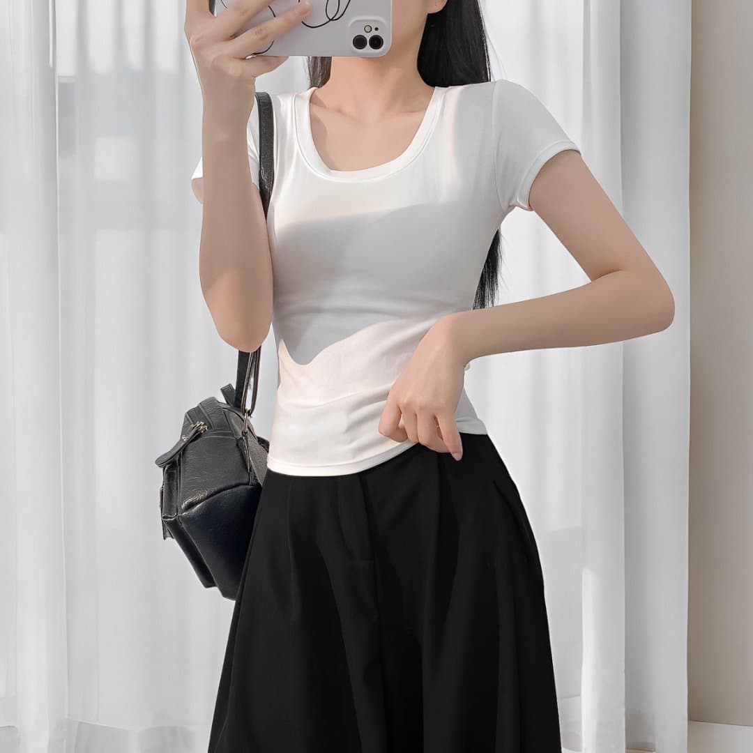 2026 new short-sleeved t-shirt women's short tight-fitting collared shirt summer fashion short-sleeved white bottoming shirt top