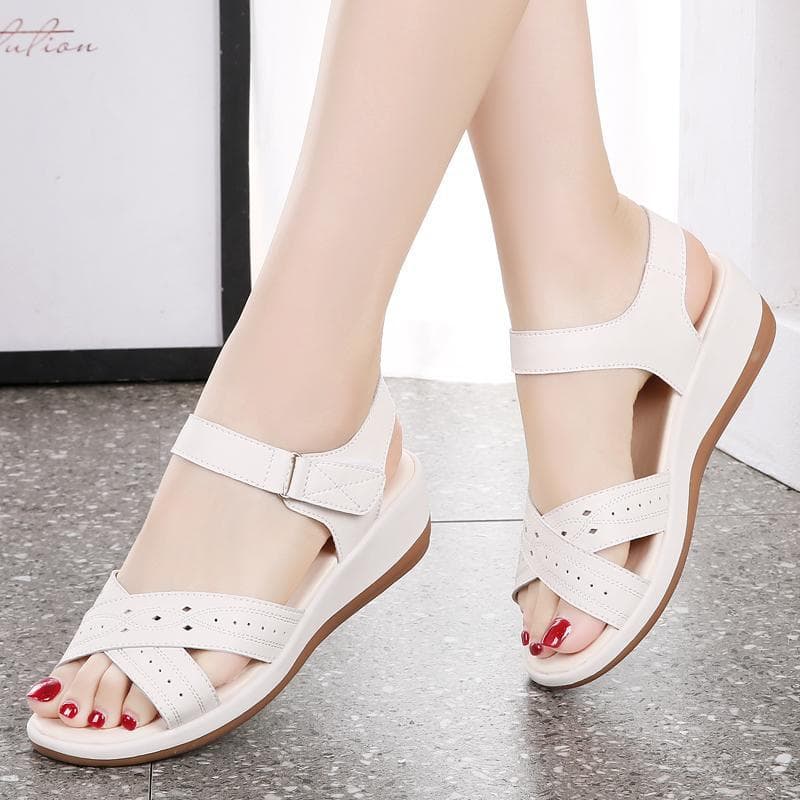 2026 New Sandals Women Summer Outdoor Wear Fashion Versatile Women's Sandals Anti-Slip Comfortable Casual Women's Shoes Stock Wholesale