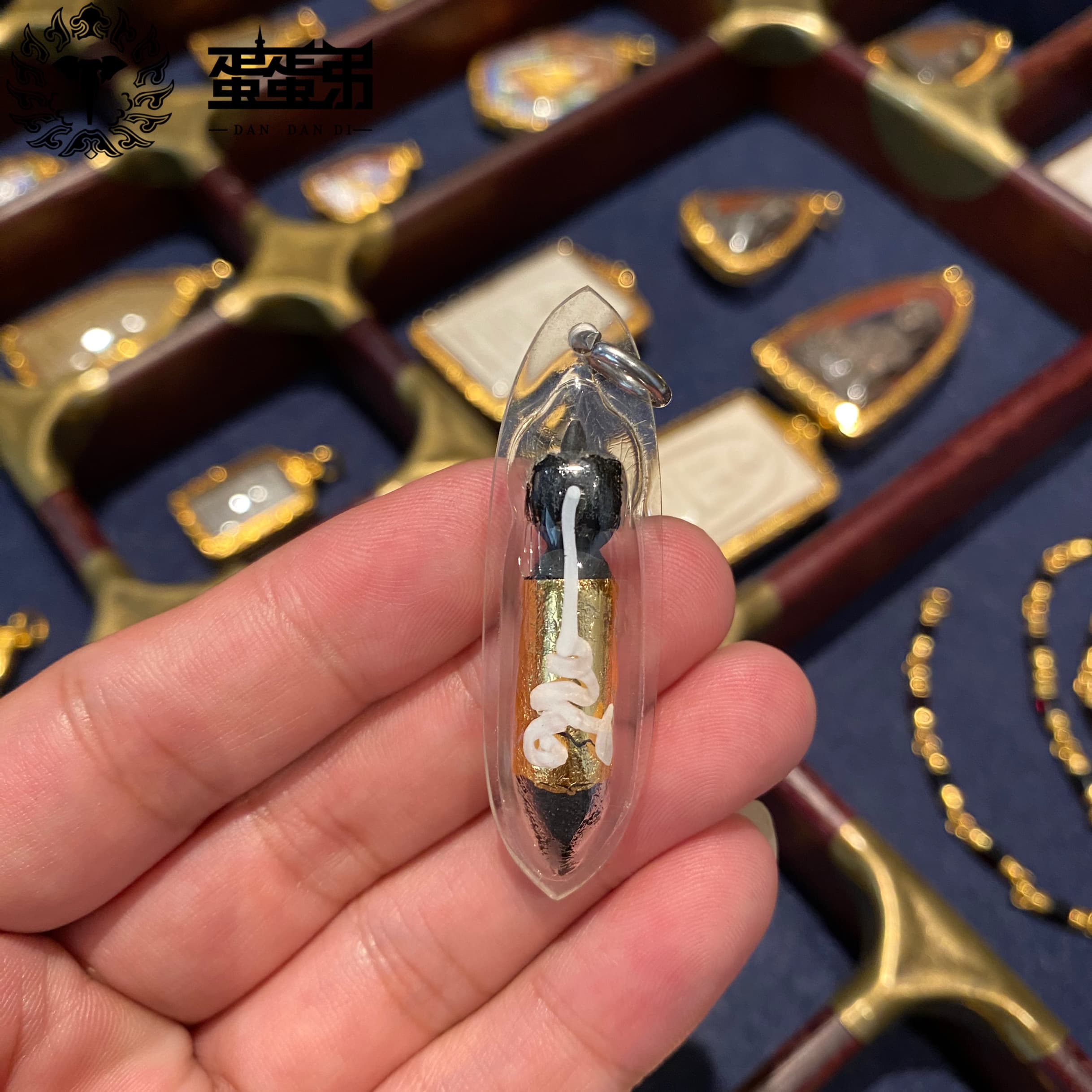 Egg Brother Thai Amulet, Arjan Likong Bee King 2557, Pendant, Wood Carving Gold Foil Transparent Waterproof Case