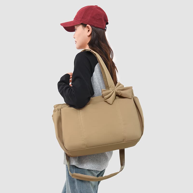Retro Large Capacity Casual Tote Bag 2026 Fall New Women's Stylish Shoulder Bag High-Appearance Commuter Underarm Bag