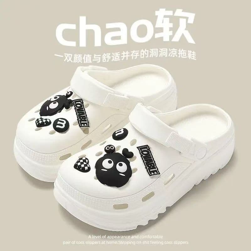 Thick Sole Summer Clogs Women Outdoor Durable Anti-Slip Cloud-Like Comfort Slippers Summer New Sandals