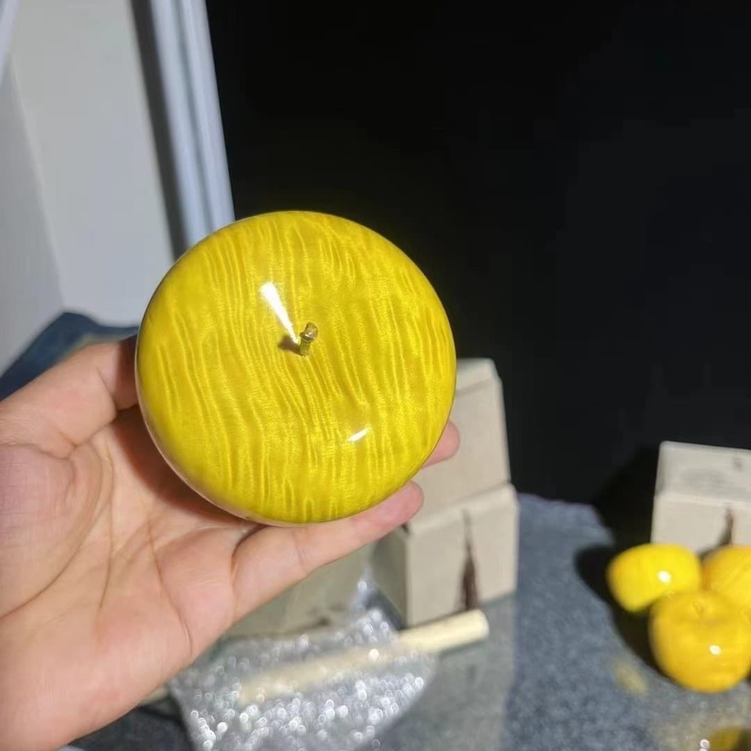 Solid Wood Apple Craft from Large-Leaf Phoebe zhennan Desktop Decoration for Peace Night Home Ornament Car Creative Gift