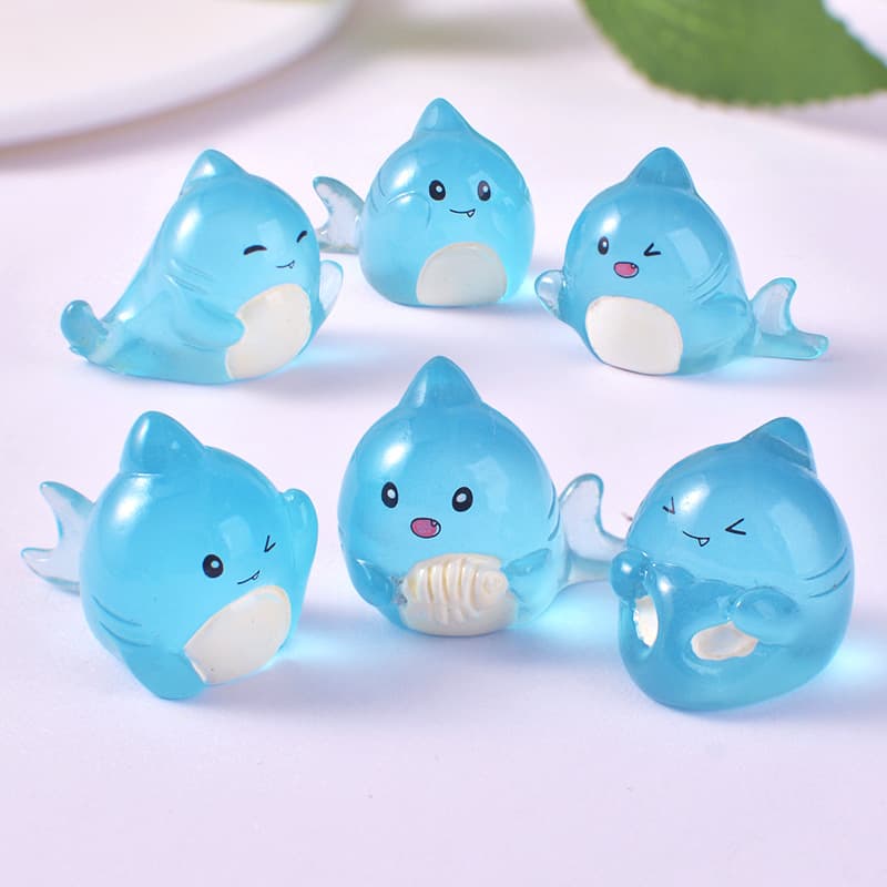 New Glow-in-the-Dark Cartoon Whale and Mini Shark Creative Handmade Ornament Resin Craft
