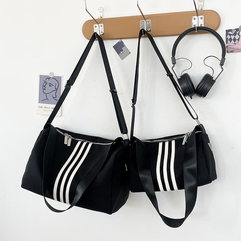 2026 New Fashion Bags Casual Small Square Bags for Men Korean Style Sports Trend Messenger Bags Fashion Shoulder Bags for Women