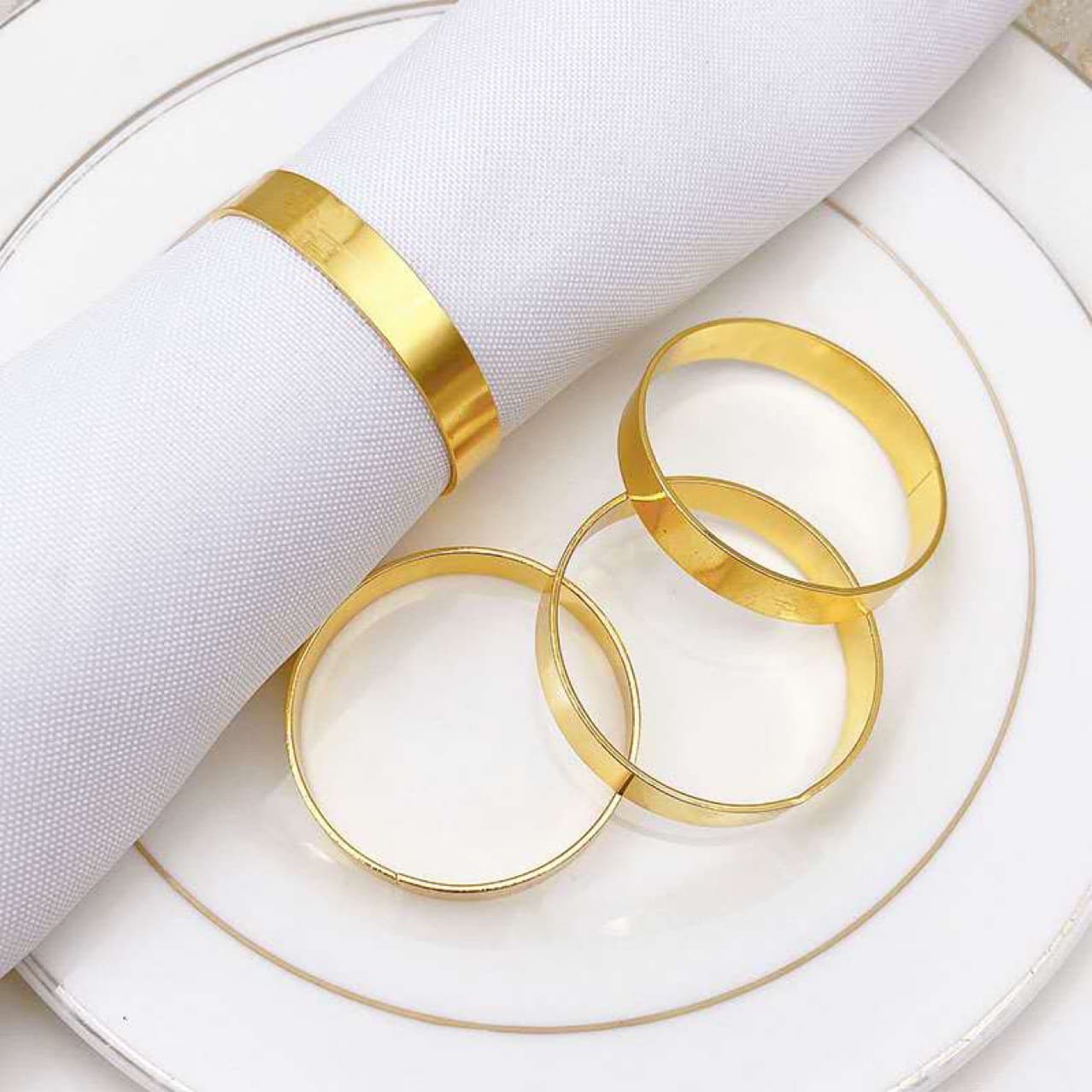 4cm napkin rings, a popular cross-border e-commerce item, suitable for hotels, Christmas, weddings, and storage. Metal buckle fabric rings available for wholesale.