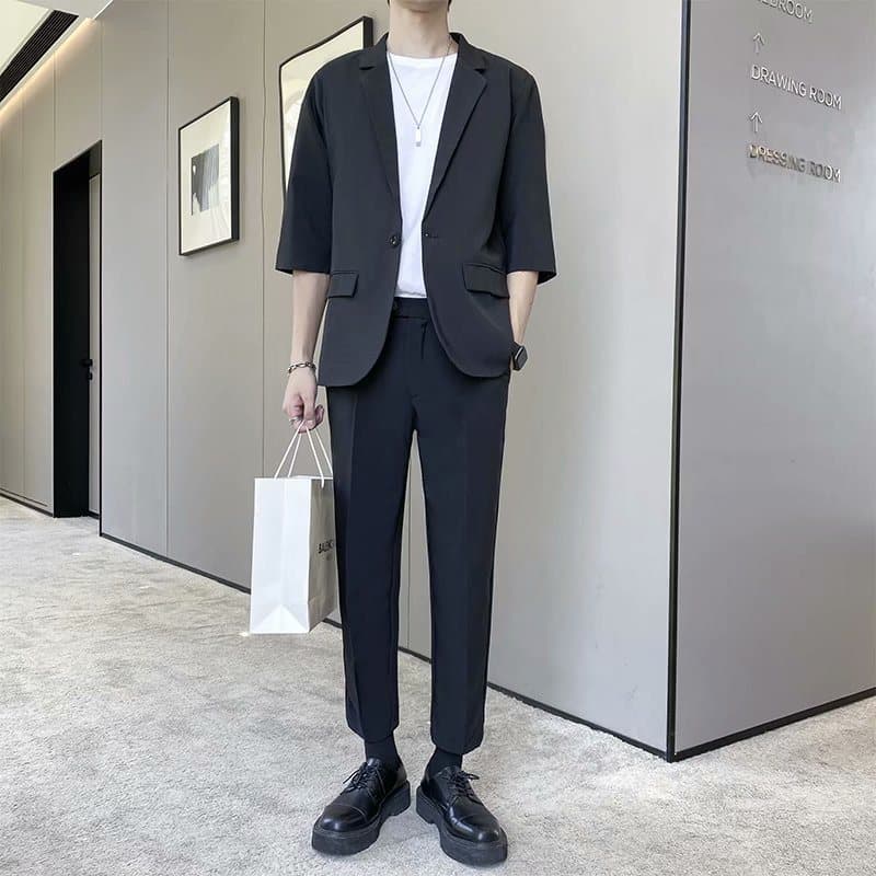 Summer Plus Size Men's Lightweight Ice Silk Draping Stylist Blazer and Trousers Set with Three-Quarter Sleeve Jacket