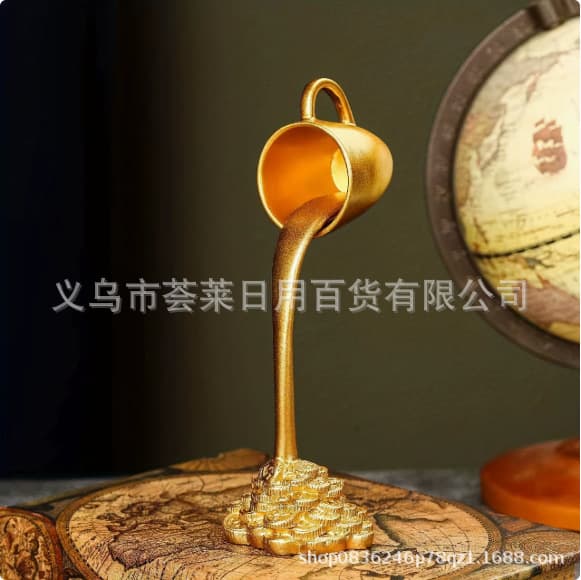 Cross-border creative mini coffee pouring gold coin creative resin material anti-gravity pouring coffee cup decoration