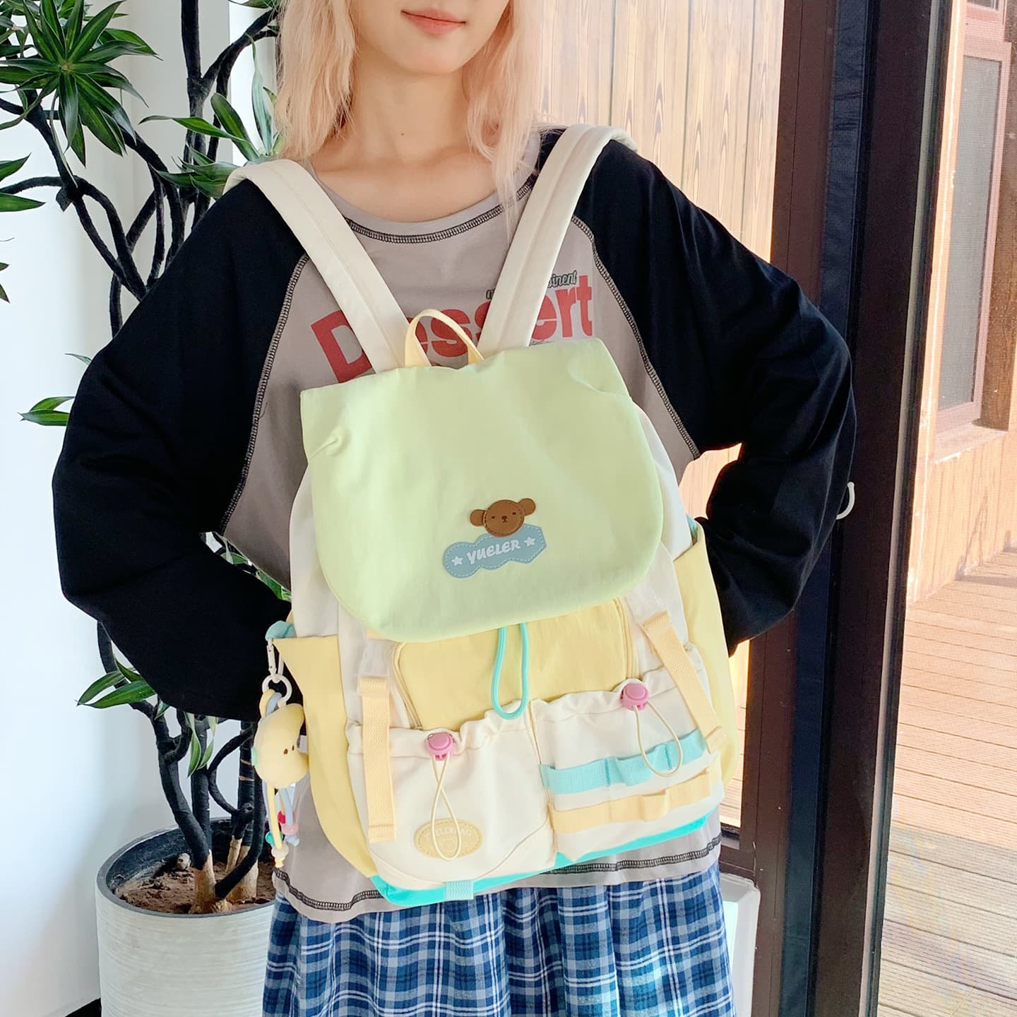 Lightweight and cute girly style contrasting color backpack middle and high school student school bag ins style cartoon backpack travel backpack