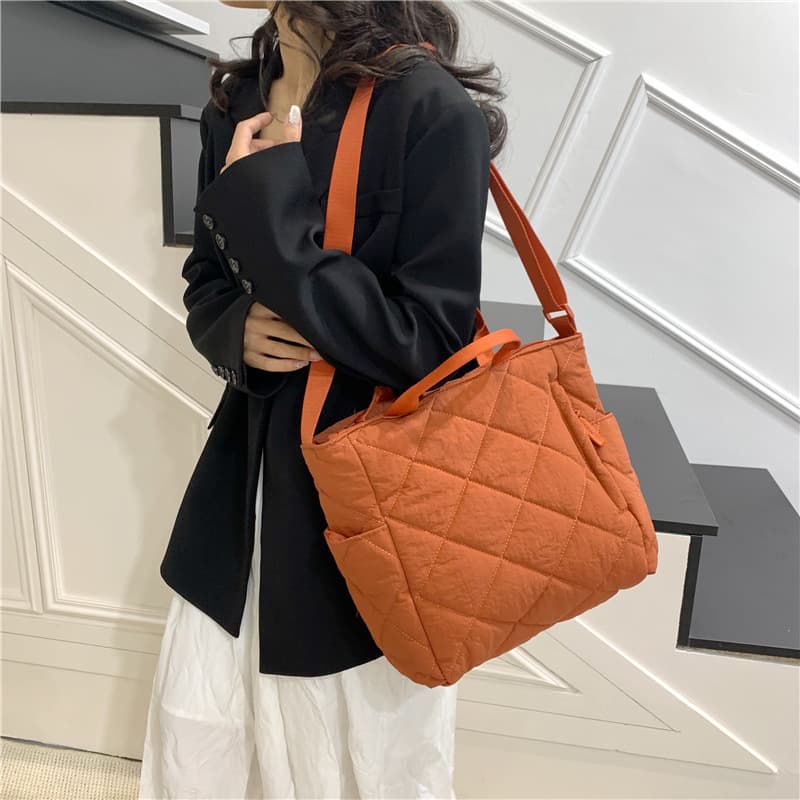 Tote Bag Autumn and Winter Texture Down Commuter Shoulder Bag Large Capacity Campus Class Commuting Casual Versatile Bag for Women