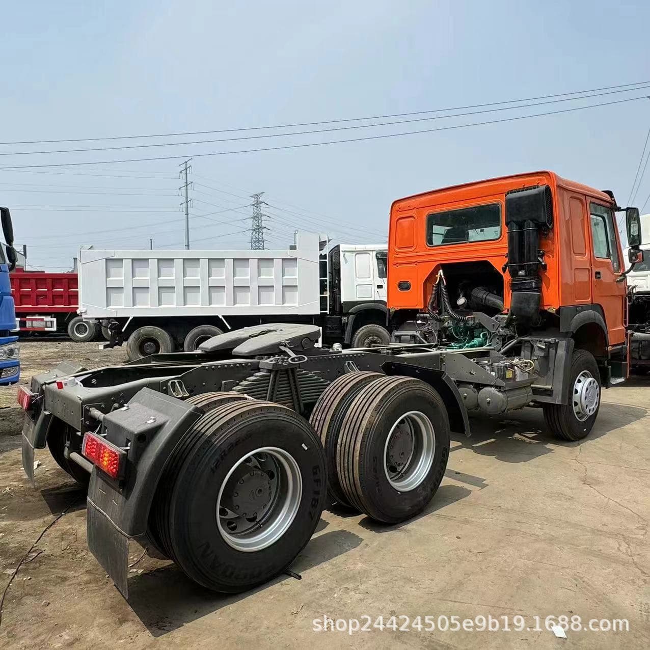 Sold to Africa Howo tractor head used 10-wheel heavy truck 380 horsepower container transport head