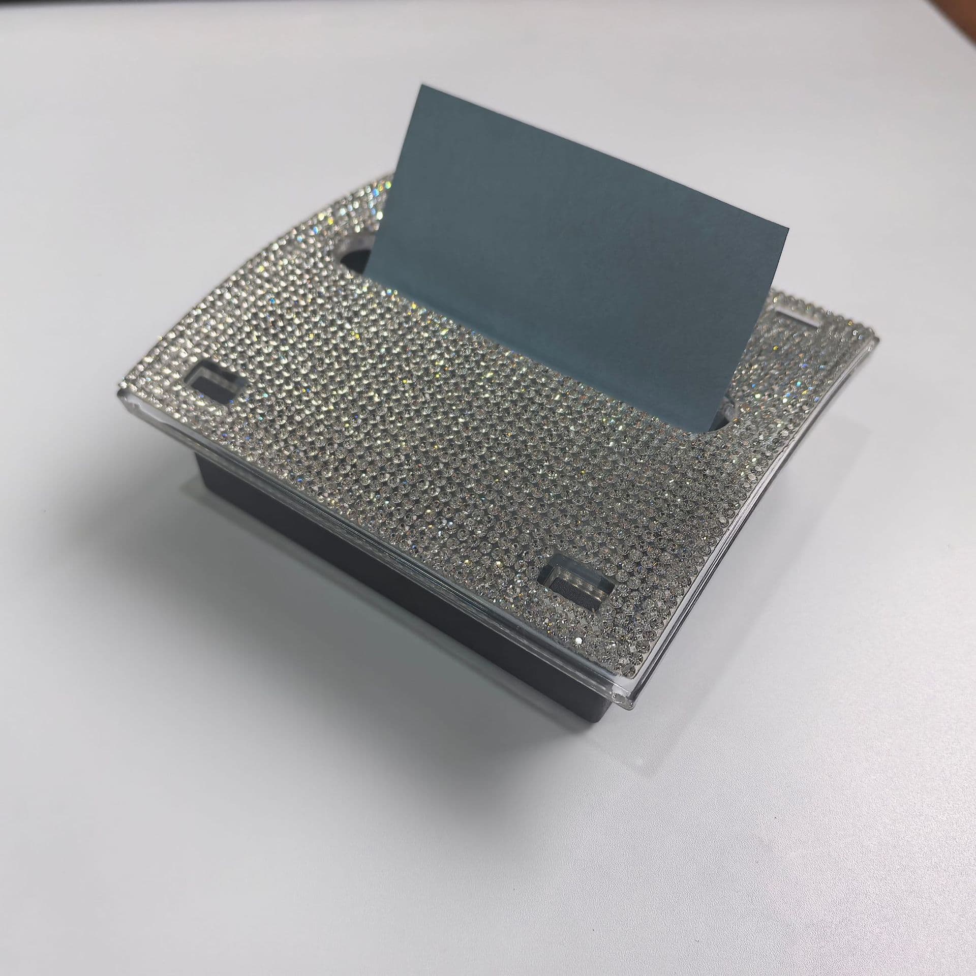 Rhinestone-studded Pull-out Sticky Note Box - Plastic Note Holder Refillable Memo Pad Dispenser, Tissue Box Style