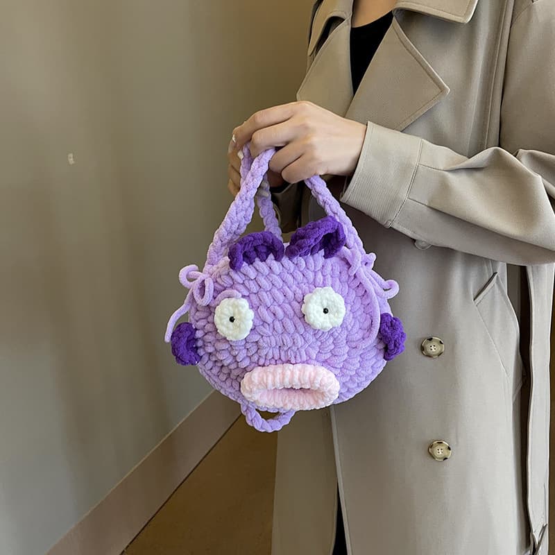 Cartoon creative hand-knitted bag, cartoon key bag, baby wool crocheted small shoulder bag, cute girl cross-body bag